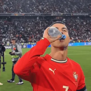 π Cristiano Ronaldo Portugal national football team whatsapp sticker