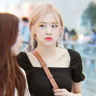 🧁 Rose kpop, idol, cantor, celebridade, rose, blackpink telegram sticker