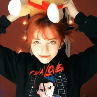 🍂 Chalamet person, portrait, hoodie, red hair telegram sticker
