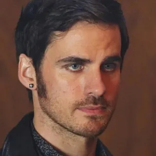 😑 Captain Killian 'Hook' Jones Once Upon a Time Colin O'Donoghue, Killian Jones, Hook, Pirata, Capitán, Once Upon a Time whatsapp sticker