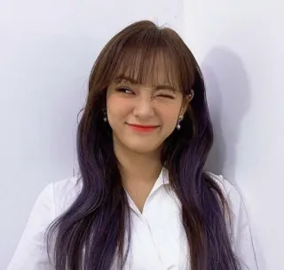 😜 donna, ritratto, che fa l'occhiolino, sorridente, coreano, asiatico telegram sticker