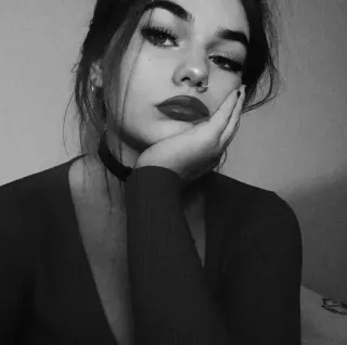 😒 mulher, retrato, maquiagem, menina, beleza telegram sticker