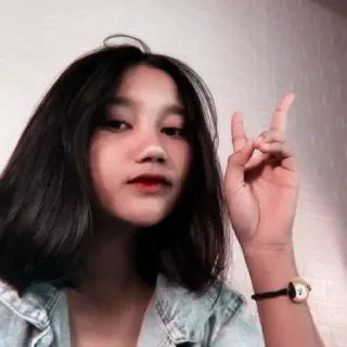 🌟 girl, woman, peace sign, gesture telegram sticker