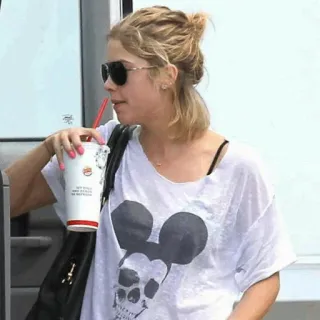 [ Ashley Benson ]. 🍓. @hazzaisminebitch whatsapp stickers