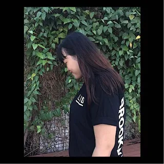 🙊 BROOKLYN AID roupa, camiseta, brooklyn, ajuda, moda whatsapp sticker