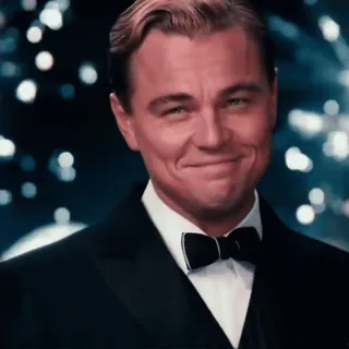 😏 Jay Gatsby The Great Gatsby Leonardo DiCaprio, Gatsby, souriant, smoking, fête whatsapp sticker