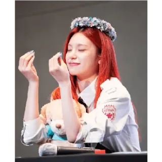👍 donna, idol, corona di fiori, orsetto, kpop, capelli rossi, asiatica telegram sticker