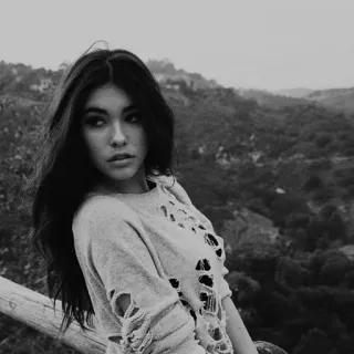 🥢 Madison Beer penyanyi, penulis lagu, selebriti, potret, wanita, hitam putih whatsapp sticker