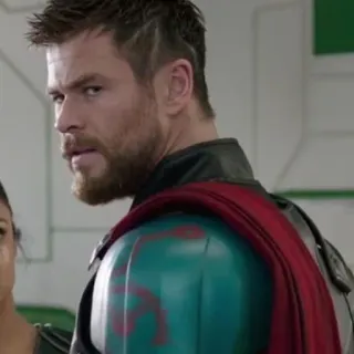 🙄 Thor film, marvel, supereroe, personaggio, chris hemsworth telegram sticker