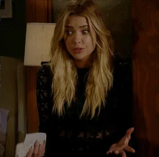 😳 Frau, blond, Ashley Benson, Pretty Little Liars telegram sticker