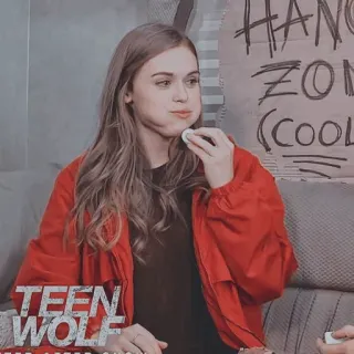 🐞 Teen Wolf HANG ZONE (COOL) Teen Wolf, Holland Roden, Actrice, Série TV, Divertissement whatsapp sticker
