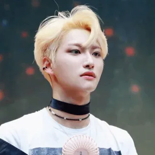 ✨ kpop, ca sĩ, châu á, thần tượng, chân dung, đàn ông telegram sticker