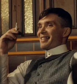😅 Thomas Shelby Peaky Blinders Porträt, Mann, Zigarette, Peaky Blinders, Thomas Shelby, Schauspieler, lächelnd, Vintage telegram sticker
