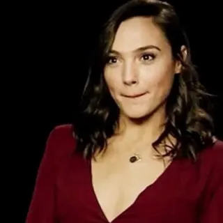 😶 woman, portrait, celebrity, gal gadot, actress telegram sticker