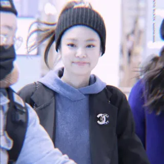🎠 Jennie เคป็อป, นักร้อง, คนดัง, แฟชั่น, สไตล์ telegram sticker