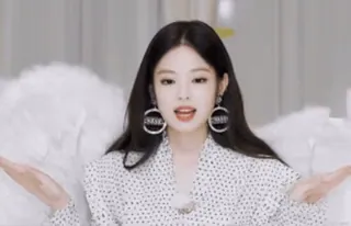 😂 Jennie Kim jennie, kpop, blackpink, penyanyi, selebriti whatsapp sticker