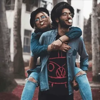 😍 情侣, 背, 帽子, 泡泡, 牛仔, 眼镜 telegram sticker