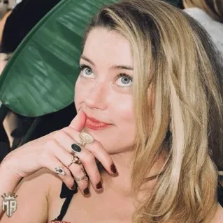 💋 Amber Heard актриса, знаменитость, портрет, блондинка, женщина telegram sticker
