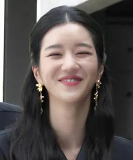 ❣ 여자, 인물사진, 여배우, 한국, 미소, 미인, 패션 telegram sticker