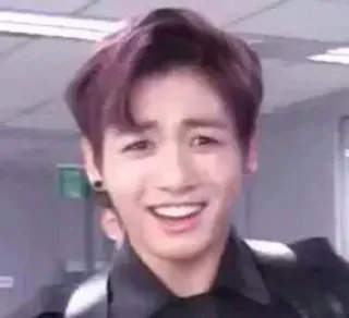 😂 kpop, idol, mann, sänger, asiatisch, lächelnd, promi telegram sticker