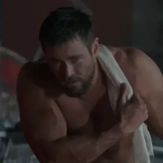 ⚡️ Thor männlich, ohne Hemd, Handtuch, Schauspieler, Avengers, Film telegram sticker