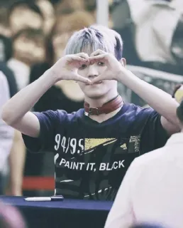 🕸 94/95
PAINT IT, BLACK fashion, heart, gesture, black, paint, t-shirt telegram sticker