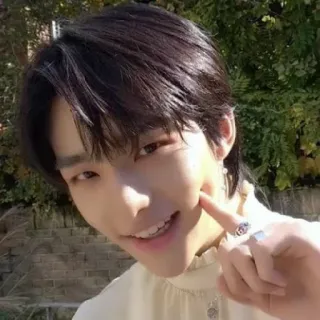 ☺️ whatsapp sticker