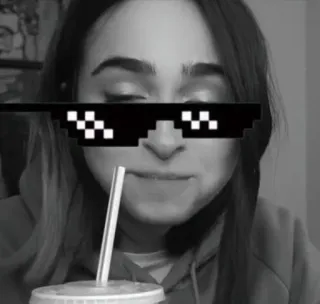 🕳 femme, lunettes de soleil, boire, meme, pixelisé, cool, lunettes, thug life whatsapp sticker