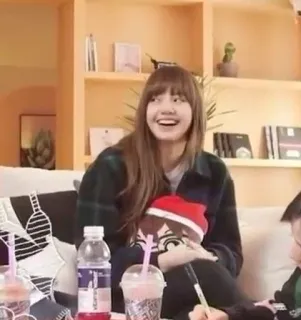 🌟 Lisa kpop, penyanyi, blackpink, idola, musik, selebriti telegram sticker
