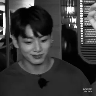 🖤 Jungkook Jungkook GIFs B&W person, mann, asiatisch, promi, schwarzweiss telegram sticker