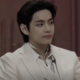 🚬 V kpop, v, bts, айдол, корейский, певец, знаменитость telegram sticker