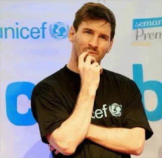 😕 Lionel Messi unicef лионель месси, футбол, футболист, спортсмен, юнисеф telegram sticker