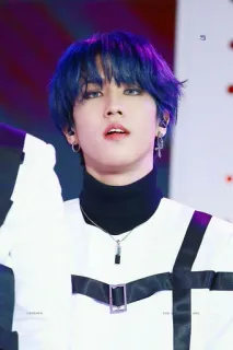 🐿 kpop, hombre, pelo azul, idol telegram sticker