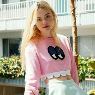 🙂 Elle Fanning actriz, mujer, retrato, rubia, celebridad, persona telegram sticker