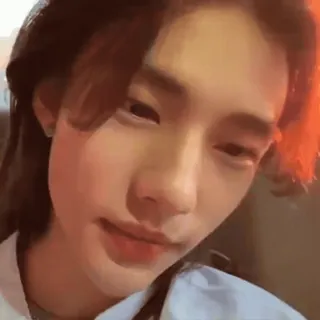 😳 kpop, azjatycki, portret, mężczyzna, celebryta, idol telegram sticker