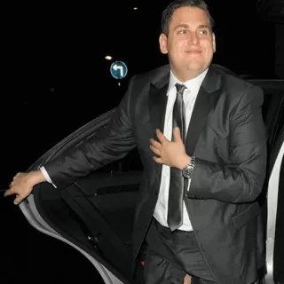 💡 Jonah Hill Джона Хилл, актер, костюм, знаменитость, мужчина telegram sticker