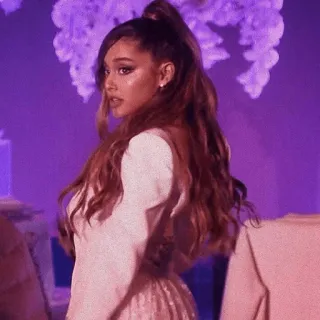 ☁️ Ariana Grande cantante, celebridad, pop, música, mujer, retrato telegram sticker