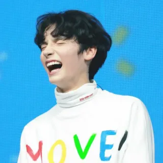 💚 MOVE kpop, persona, cantante, celebrità, sorriso whatsapp sticker