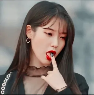 😝 IU IU, Cantante, K-pop, Cantante coreana, Celebrità, Attrice telegram sticker