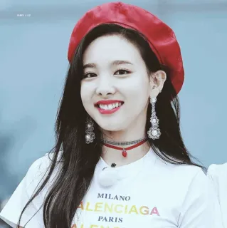 🕸 MILANO
BALENCIAGA
PARIS woman, beret, red, asian, smiling, kpop, fashion, style telegram sticker