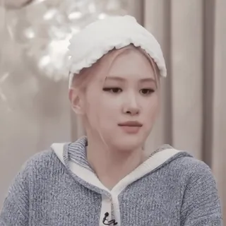 🧁 Rosé rosé, blackpink, kpop, cantora, mulher, celebridade whatsapp sticker