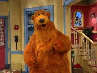👌 Bear Bear in the Big Blue House ours, dessin animé, maison bleue, émission pour enfants telegram sticker