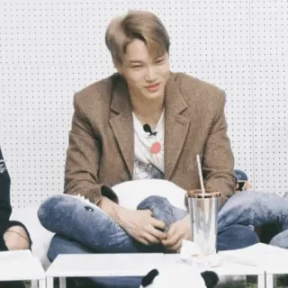 🥂 Kai kpop, singer, idol, exo, kai telegram sticker