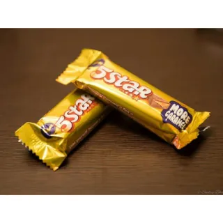 🍫 MORE CARAMEL 5 stelle, cioccolato, caramello, caramella, snack whatsapp sticker