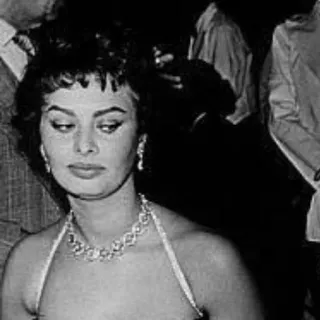 ➿ Sophia Loren atriz, italiano, celebridade, vintage, filme, jóias, clássico telegram sticker