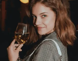 🚩 donna, vino, bere, ritratto, bella, felice, stile di vita telegram sticker