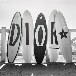 🌊 DIOR Tavole da surf, Dior, Moda, Lusso, Spiaggia, Estate, Marca telegram sticker