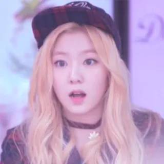 🧸 coreano/a, ídolo, cantante, mujer, persona, rubio/a telegram sticker