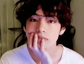 💜 Kim Taehyung เคป็อป, BTS, วี, นักร้อง, ไอดอล, เพลง telegram sticker