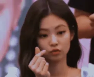 ๐ป Jennie Jennie, K-pop, cantante, cuore con le dita, coreano, idol whatsapp sticker